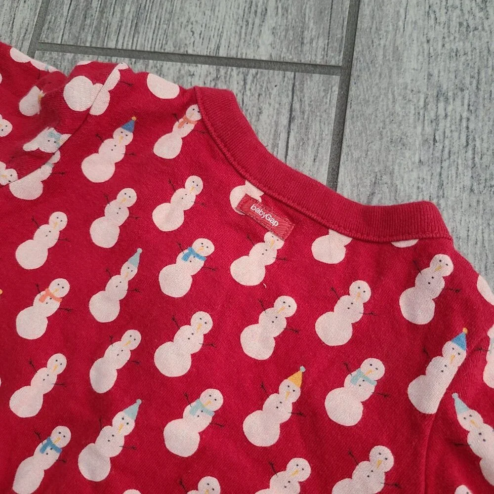 Baby Gap Red Snowman Footed Pajamas Size 3-6M